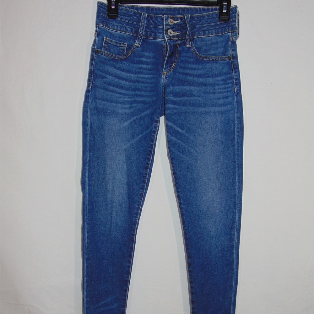 Two Button Frayed Arizona Jeans